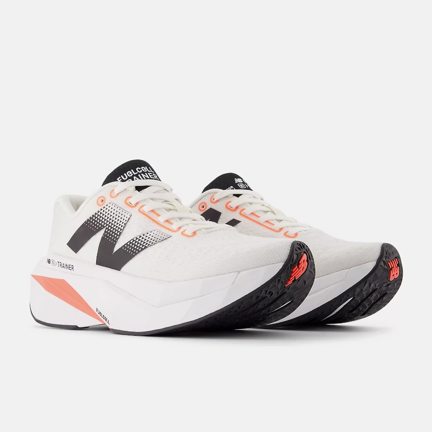 Foto på New Balance FuelCell SuperComp Trainer v3 DAM